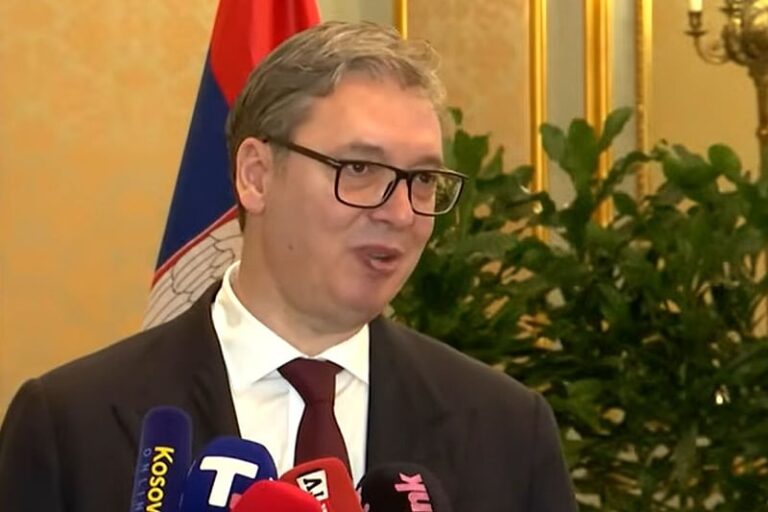 Vučić se pohvalio da Kinezi po njemu prepoznaju Srbiju: “Svi govore moje ime i žele se slikati sa mnom”