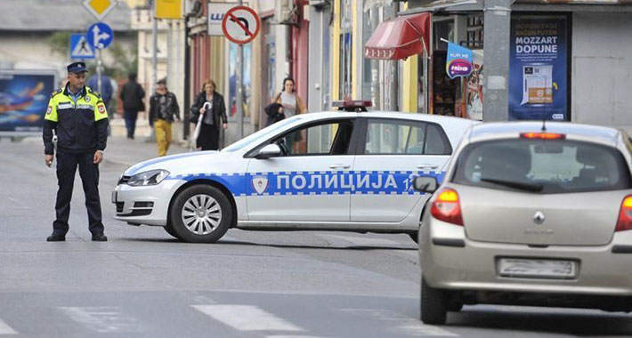 Osumnjičeni za napad na policajca pušten iz pritvora – sud obrazložio odluku
