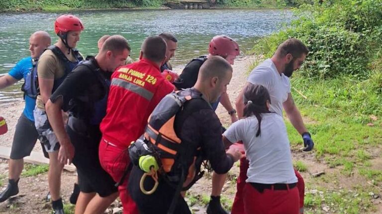 Žena kvadom sletjela u Vrbas: Spasili je vojnici Oružanih snaga BiH