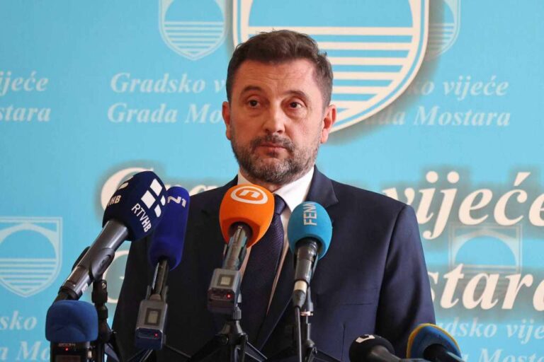 Kordić: Deponija Uborak blokirana, otpad najvjerojatnije privremeno ide u Zenicu