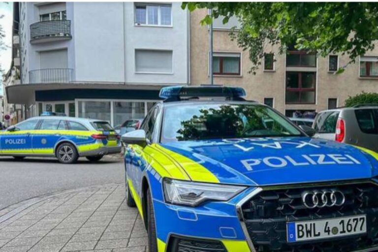 Drama u Njemačkoj: Hrvat izbo komšije, pa napao policajce noževima