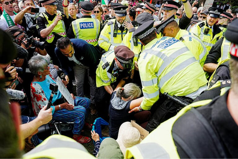 Policija ponovo hapsi demonstrante u Londonu koji su protiv zabrane djelovanja grupe “Palestinska akcija”