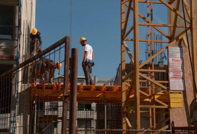 Tragedija u Hrvatskoj: Radnik iz BiH pao sa skele i poginuo