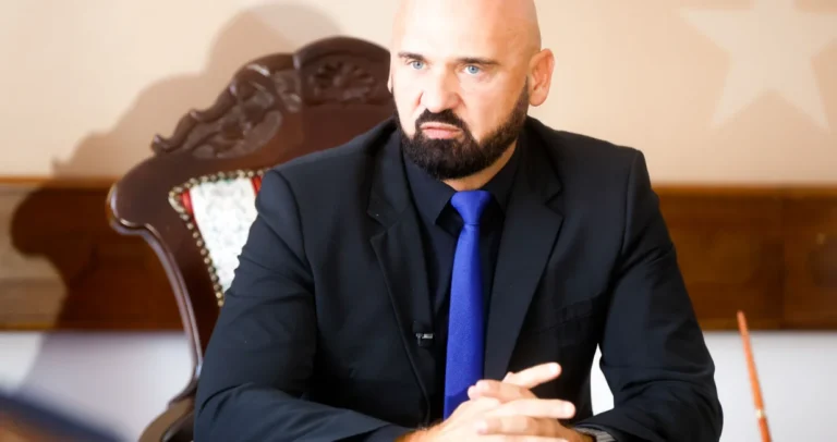 Isak: Svaki problem Srba nosi dva imena – Vučić i Dodik