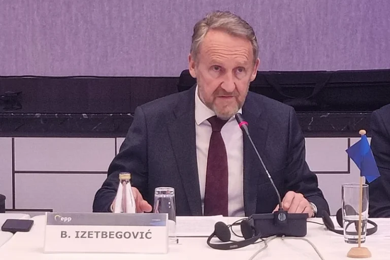 Izetbegović sa Drine obećao: SDA se 2026. vraća i vraćamo fokus na Goražde