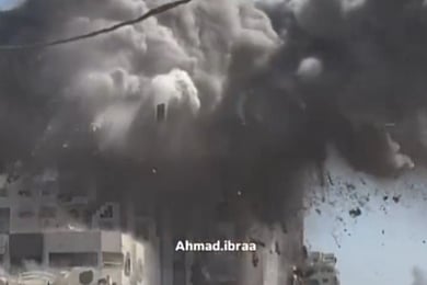 Izrael nastavlja razaranje Gaze, objavljen stravičan snimak rušenja zgrade