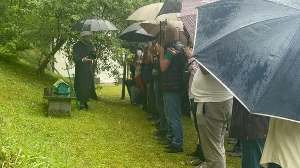 Klanjana dženaza bebi koja je preminula na putu do bolnice