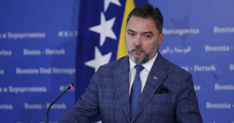 Košarac u bahatom izdanju: Stranke FBiH su dio političkog arsenala protiv RS, nije normalno…