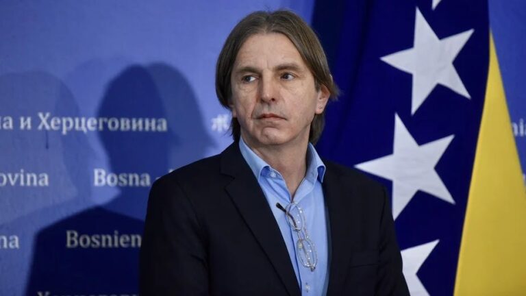 Kojović razočaran nakon neusvajana agende: Dodik blokirao Plan rasta, građani ostali bez 108 miliona eura