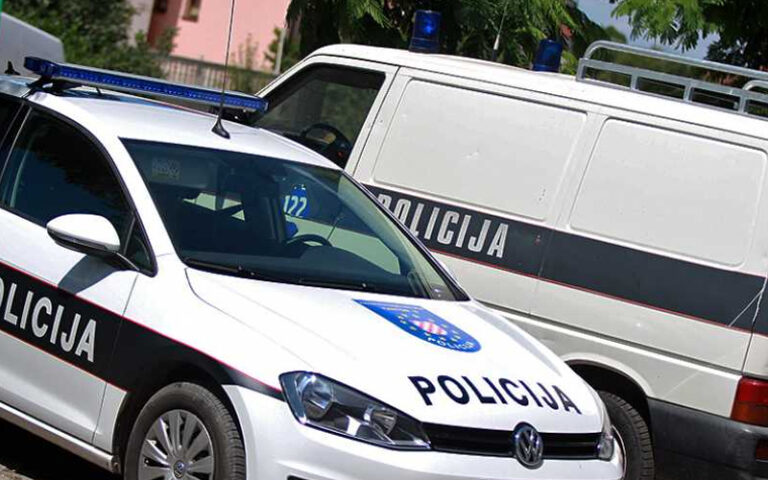 Lokalni bh. političar priveden: Pretukao ženu i izbacio je iz kuće