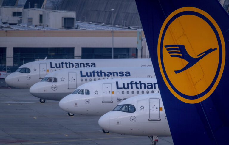 Lufthansa planira u ponedjeljak otpuštanje nekoliko hiljada radnika