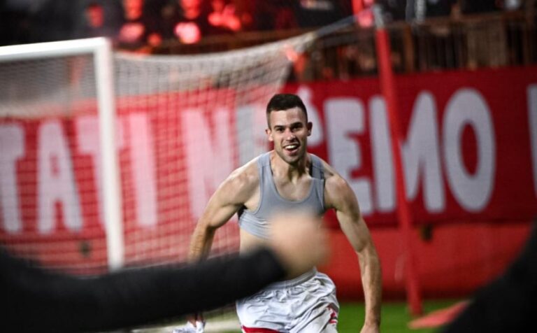 Mostarski derbi: Zrinjski potopio Velež rezultatom 3:1, Rođeni nisu znali šta ih je snašlo