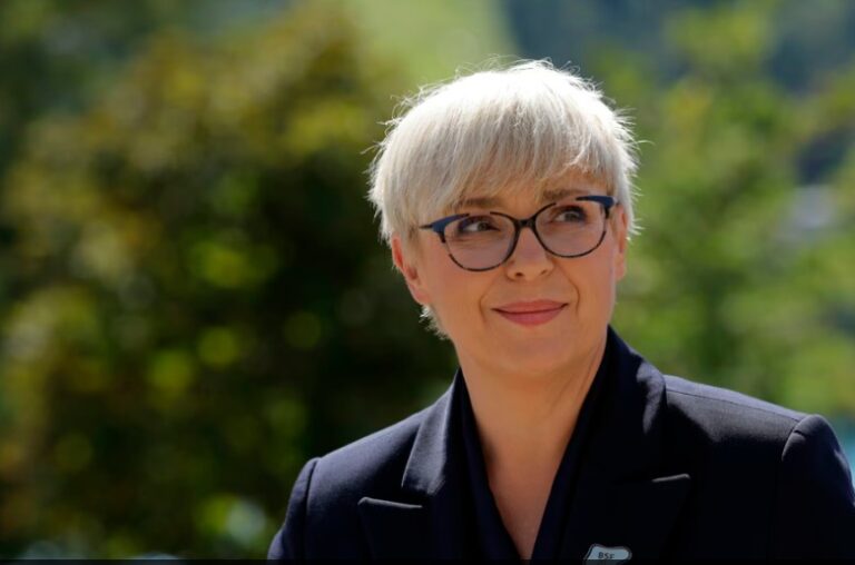 Oglasila se predsjednica Slovenije nakon odluka Vlade RS: Hvala Majkama Srebrenice na podršci