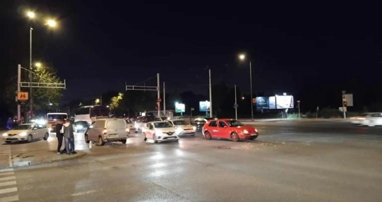 Opet nesreća u Sarajevu: Sudar dva vozila na glavnoj gradskoj saobraćajnici