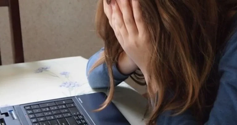 Optužen nasilnik u Hercegovini: Prijetio djevojci da će je “zadaviti, sve pobiti i odležati u Zenici”