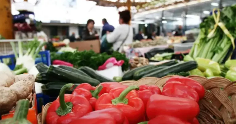 Na pijaci najskuplje voće breskve i nektarine, boranija i do 10 KM