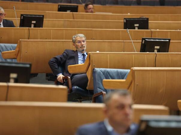 Poslanici PD PSBiH: Tražimo da Ustavni sud BiH preispita ustavnost dvije odluke NSRS