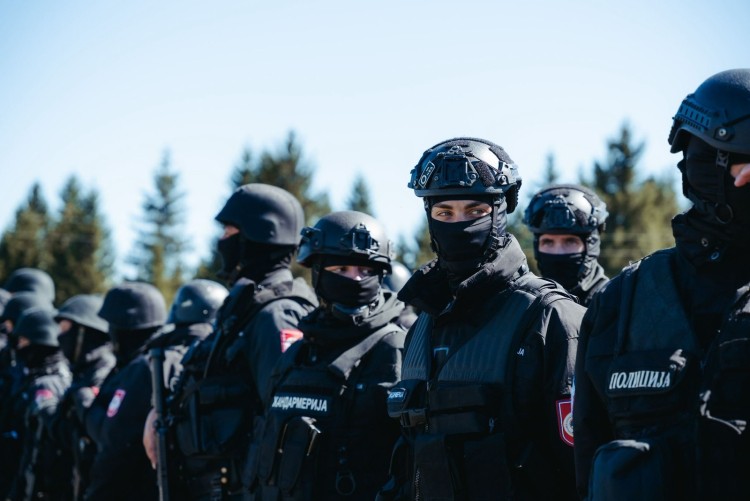 Pripadnici MUP-a RS uspješno realizovali vježbu rješavanja talačke situacije