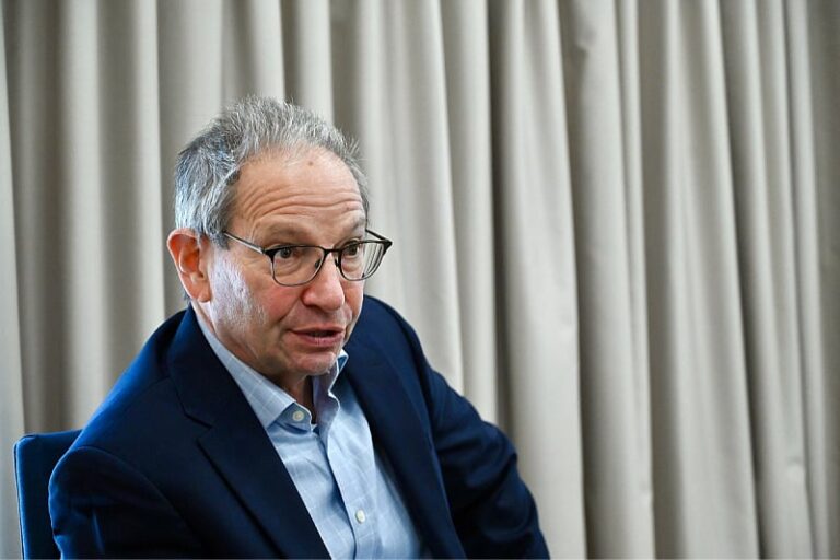 Profesor Charles A. Kupchan: Trump je predsjednik za 19. stoljeće, uvođenje embarga na oružje BiH je bila greška