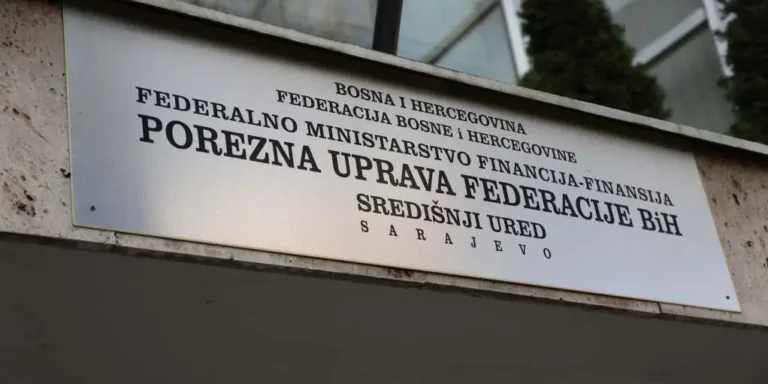 PU FBiH: Pad zaposlenih u augustu je sezonski — „krivac“ obrazovanje