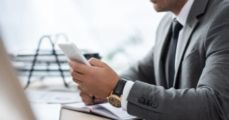 Slučaj iz Zenice zvuči nevjerovatno: Niko neće direktorsku fotelju i platu od 3.285 KM