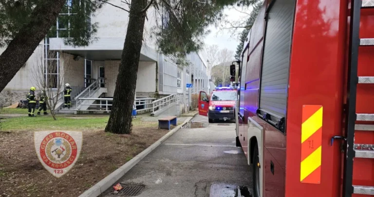 Strava na bh. putu: Taksisti planulo vozilo, zadobio je teške povrede opasne po život