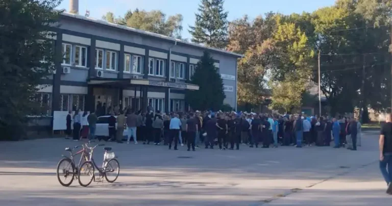 Stručnjaci uništili i “Koksaru” u Lukavcu: “800 radnika ostane bez posla, prijeti stečaj!?