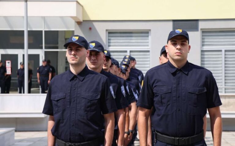 Velike promjene u Sarajevu: Policija od 25. septembra nosi body kamere