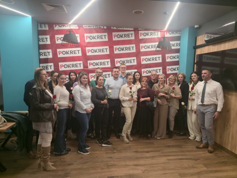 Pokret jača svoj tim!