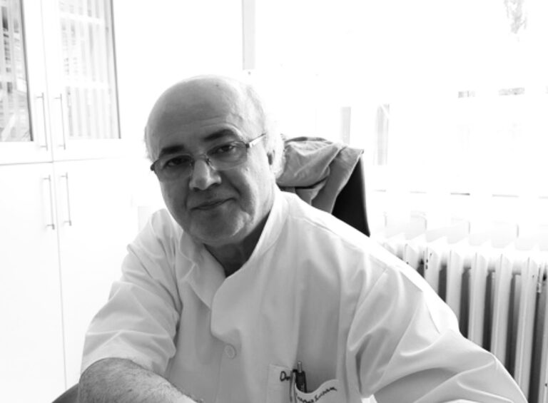 TUŽNA VIJEST: Preminuo prim. dr. Hasan Karahasan – ugledni ginekolog i dugogodišnji ljekar KB Zenica