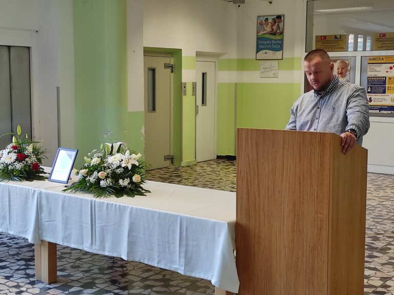 Kantonalna bolnica Zenica se oprostila od prim. dr. Hasana Karahasana: “Bio je učitelj, oslonac i prijatelj”