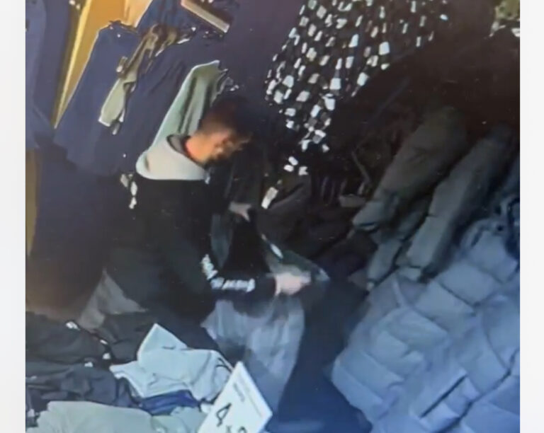 NESVAKIDAŠNJA KRAĐA U ZENICI: Iz trgovine Terranova nestala jakna!