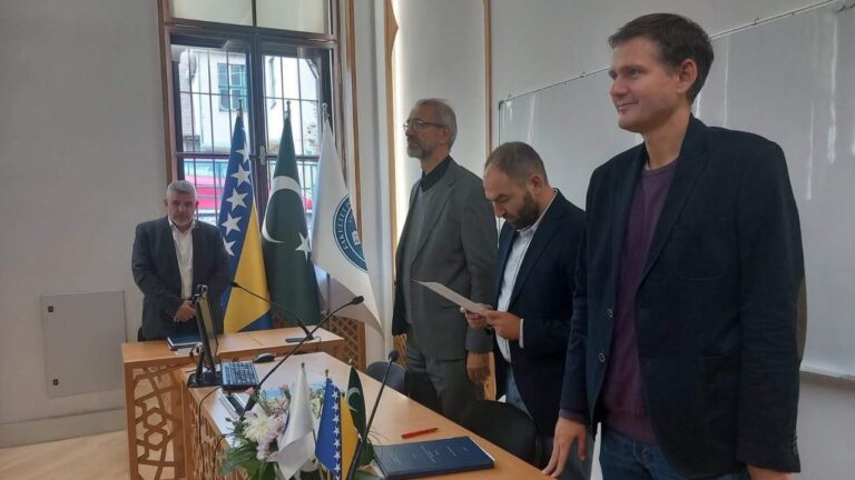 Vehid Arnaut odbranio magistarski rad na UNSA FIN