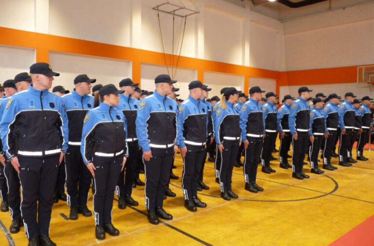 Zeničkoj policiji danas nedostaje 300 službenika, a iduće godine više od 300 ih ide u penziju