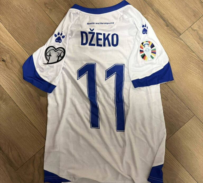 HUMANOST NA DJELU: Zeničanin prodao dres Edina Džeke i donirao novac za liječenje Adija Mujičića