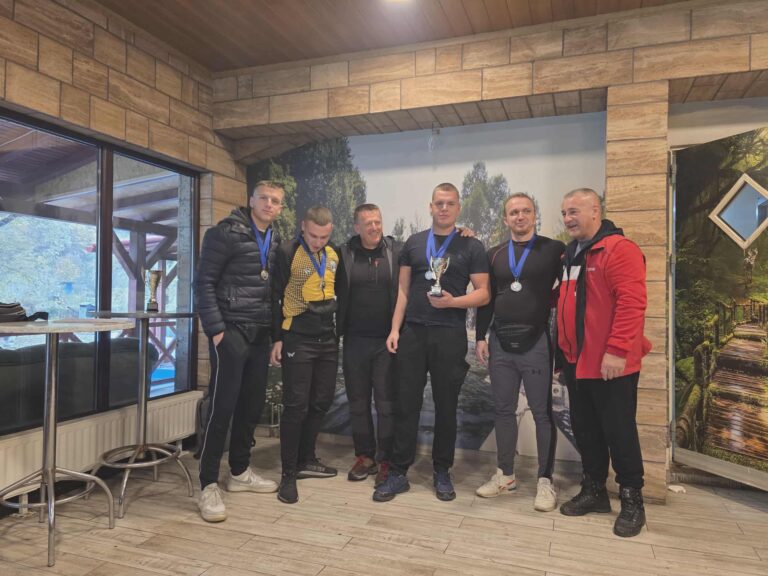 Rafter Rafting kluba Bosna iz Zenice osvojili zlatnu I srebrenu medalje na takmičenju trečeg kola rafting ligeFederacije BiH