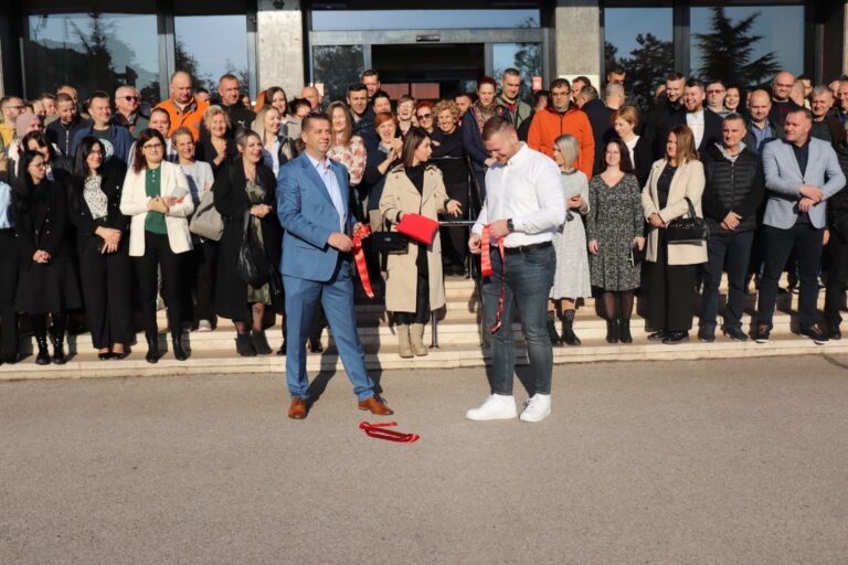 Održana primopredaja fabrike u Zenici – od danas zvanično Nova Željezara Zenica