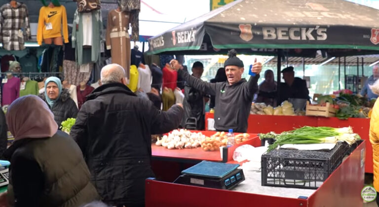 Vesela subota na Zelenoj pijaci u Zenici: Ovo još nismo doživjeli! (VIDEO)