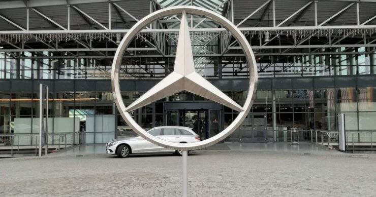 Da li biste dali otkaz za gotovo milion maraka? Mercedes Benz nudi izdašne otpremnine radnicima da odu