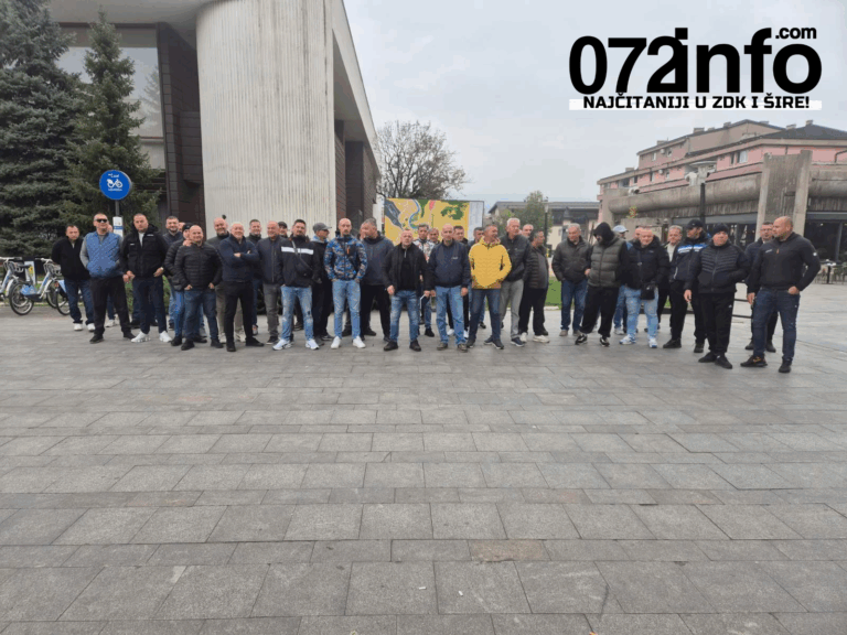 Okupljanje zeničkih taksista, traže obećani razgovor s Kasumovićem: Slijedi štrajk, blokirati ćemo grad!