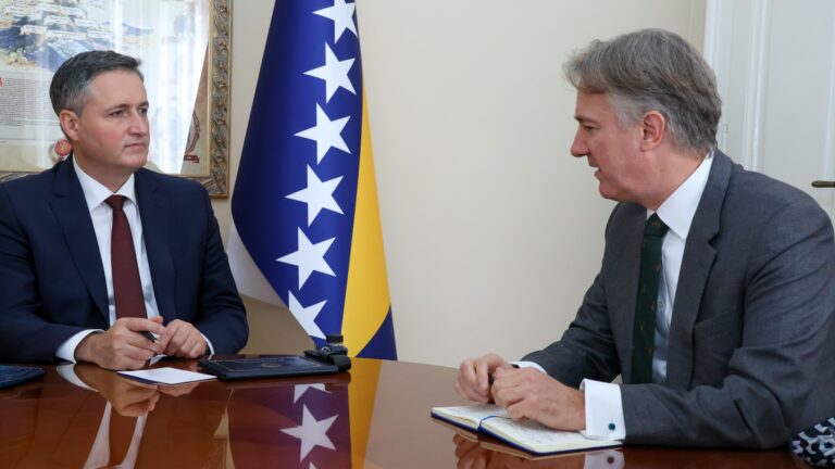 Bećirović: Jačanje veza BiH i Ujedinjenog Kraljevstva je strateški interes naše države