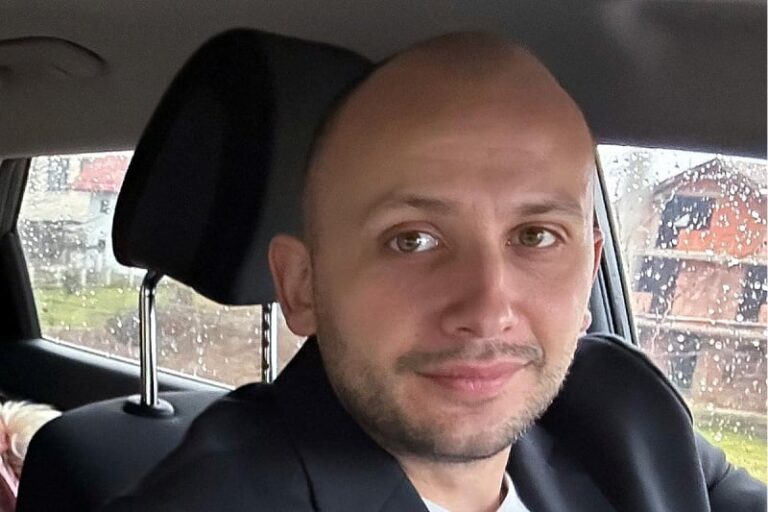 Bivši košarkaš Adi Mujičić je teško bolestan, moli za pomoć: “Pišem vam u suzama, ali i s nadom”