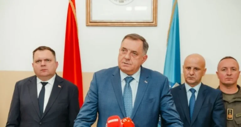 Dodik “prevrnuo” i izvrijeđao opoziciju – “To su podanici muslimana, izdajnik do izdajnika”