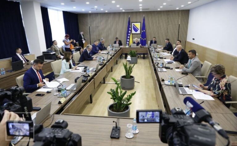 Državni nivo zakazao: Vijeće ministara na dnevni red nije ni uvrstilo tačku o proglašenju Dana žalosti