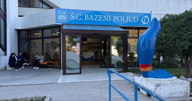 Drama u bh. komšiluku: Na bazenu pomiješali kiselinu i hlor, pare ušle u ventilaciju, dvoje djece u bolnici