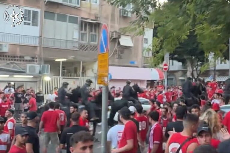 Haos u najvećem derbiju Izraela: “Policija se pripremala za rat, djecu su gazili konji”