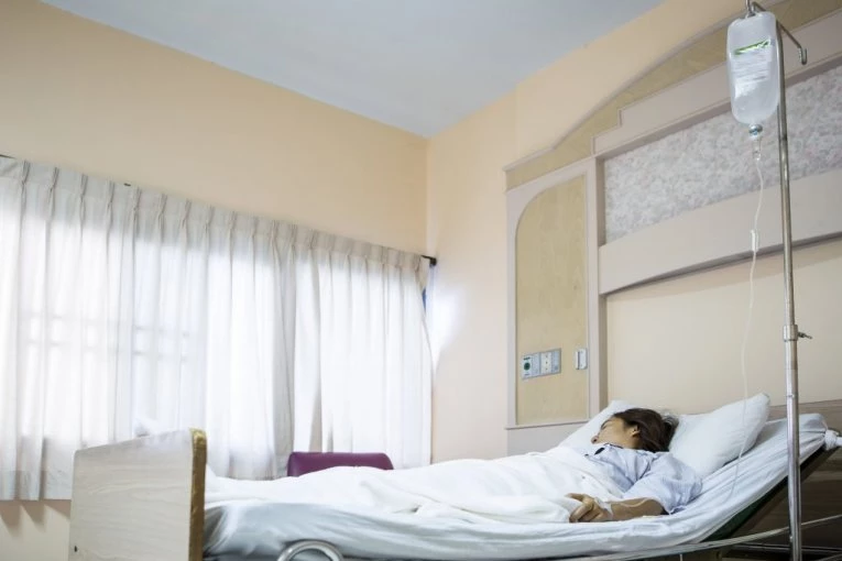 Ima žena sa rakom dojke koje po pola godine čekaju lijek, to je smrtna presuda