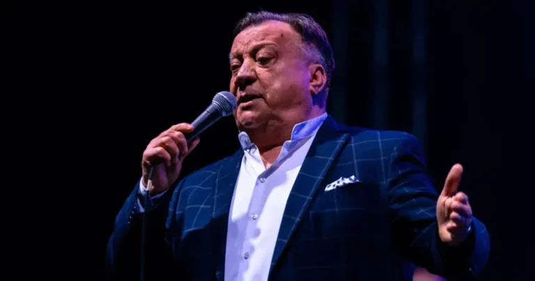 “Kao da je umro drugi Tito, poručuju”: Balkan u jednoj pjesmi, jedan oproštaj za Halida Bešlića