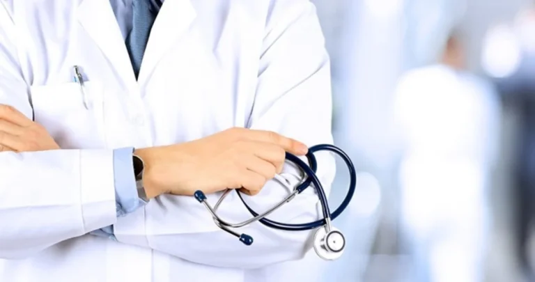 Lažni ljekari na najjadniji mogući način prevarili stariju ženu za oko 60.000 KM