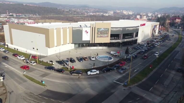 Tragedija u tržnom centru: Muškarca prignječio lift vratima, preminuo je